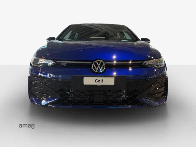 VW Golf  R-Line