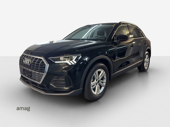 AUDI Q3 35 TFSI Attraction