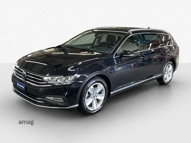 VW Passat Variant Elegance