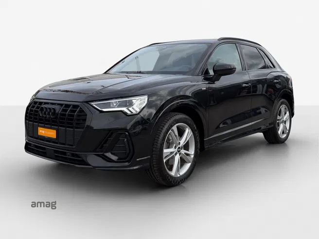 AUDI Q3 35 TFSI S line Attraction