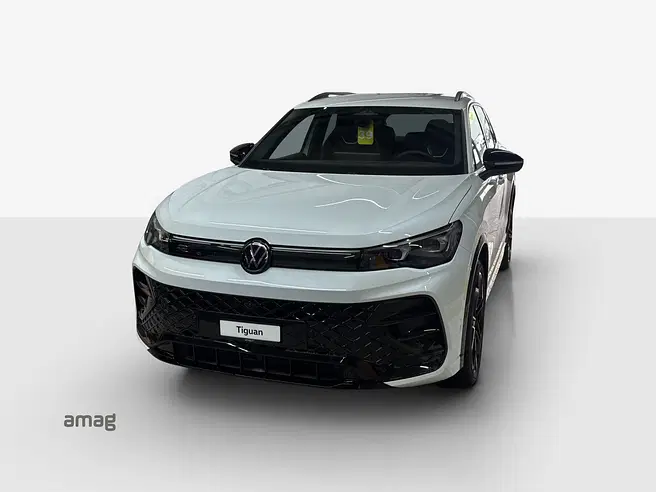 VW Tiguan R-Line
