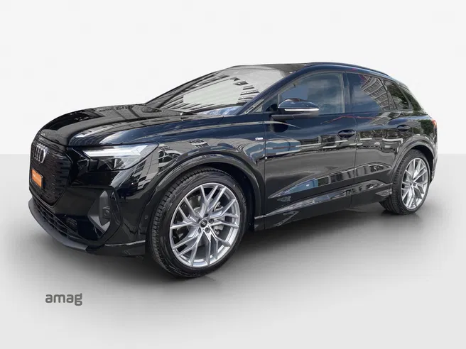 AUDI Q4 50 e-tron quattro