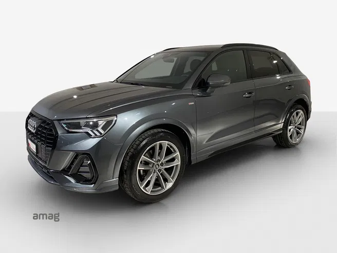 AUDI Q3 35 TFSI S line Attraction