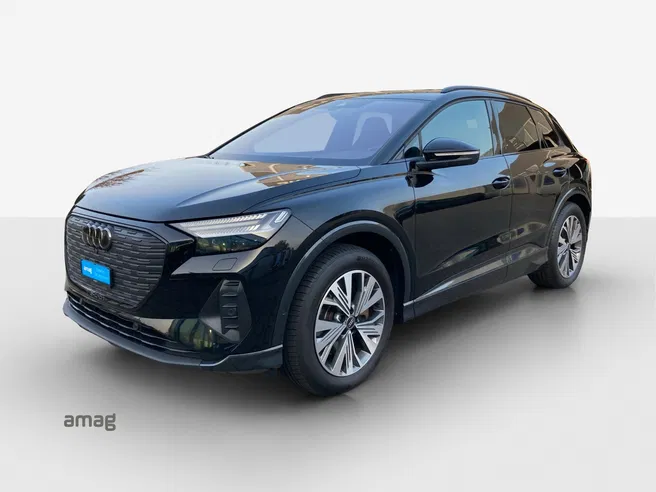 AUDI Q4 50 e-tron quattro