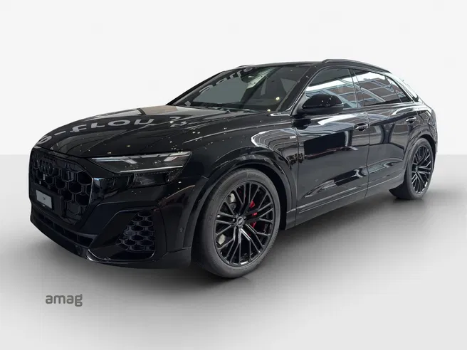 AUDI Q8 SUV  TFSI e 360 kW
