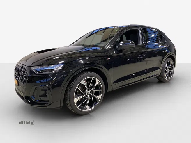 AUDI Q5 55 TFSI e S line