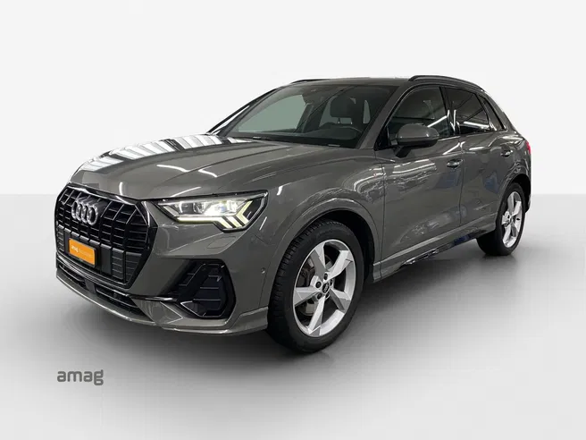AUDI Q3 40 TDI S line