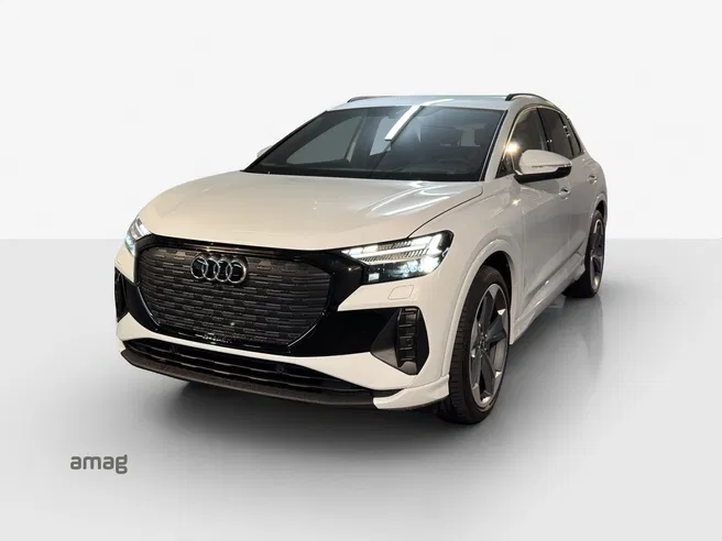 AUDI Q4 55 e-tron quattro