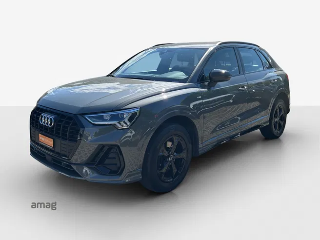 AUDI Q3 35 TDI S line Attraction