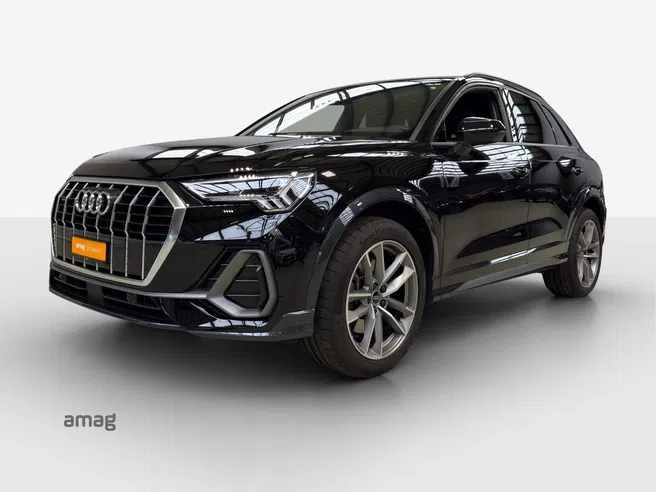 AUDI Q3 40 TFSI S line