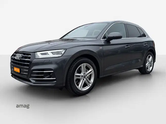 AUDI Q5 55 TFSI e sport