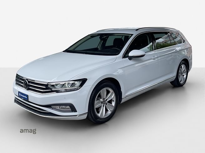 VW Passat Variant Elegance