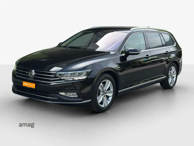 VW Passat Variant Elegance