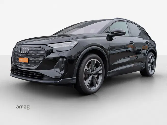 AUDI Q4 55 e-tron quattro