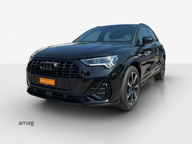 AUDI Q3 35 TFSI S line Attraction
