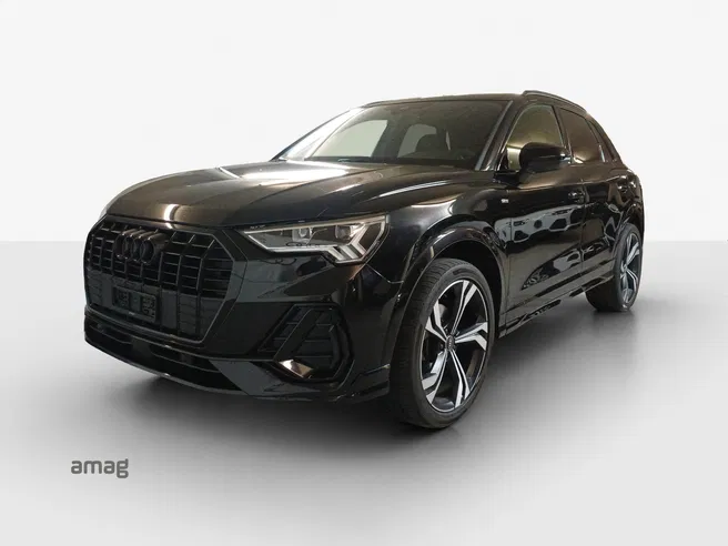 AUDI Q3 35 TFSI S line Attraction