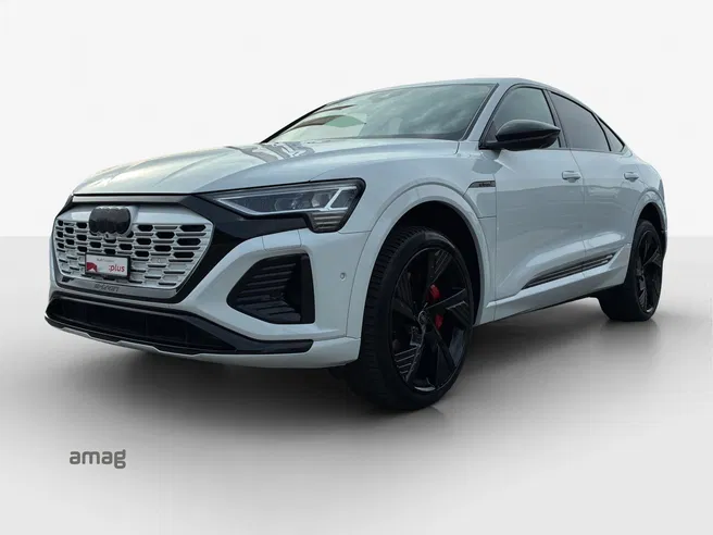 AUDI Q8 Sportback 55 e-tron Black Edition