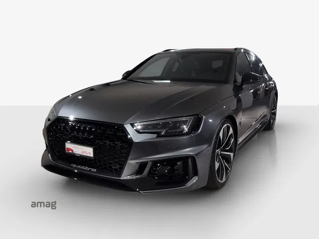 AUDI RS 4 Avant