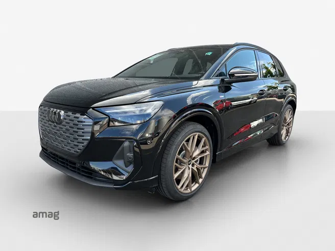 AUDI Q4 45 e-tron