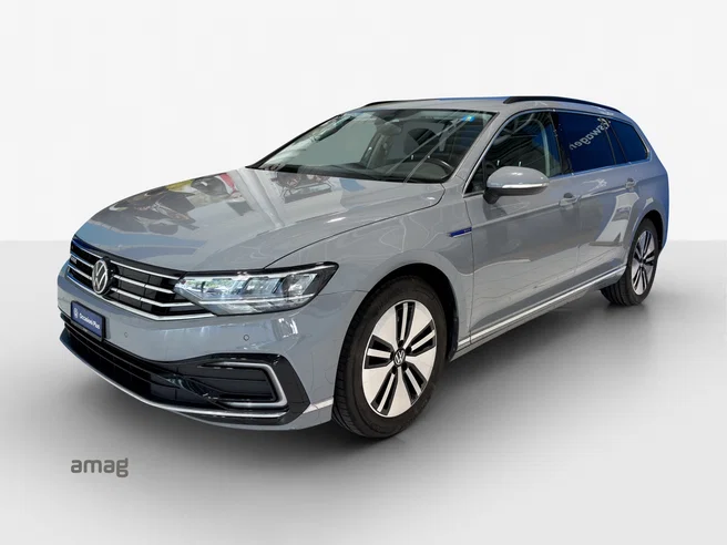 VW Passat Variant GTE
