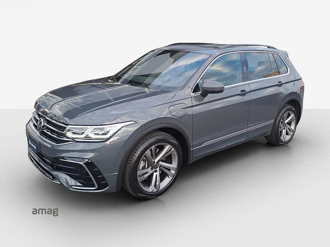 VW Tiguan R-Line