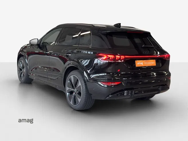 AUDI SQ6 SUV e-tron