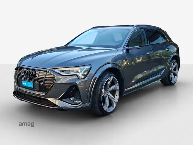 AUDI e-tron S quattro
